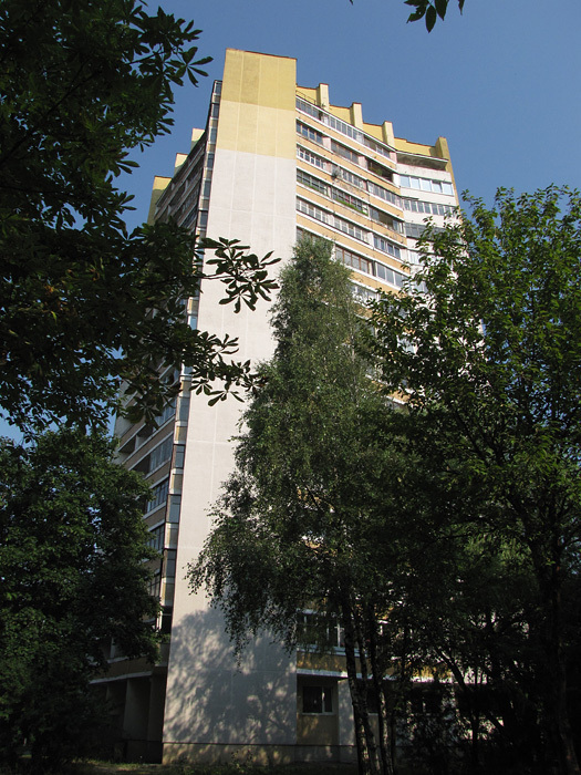 Шестнадцатиэтажная башня