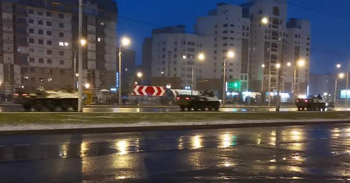 Силовики взяли под контроль центр Минска перед акцией оппозиции