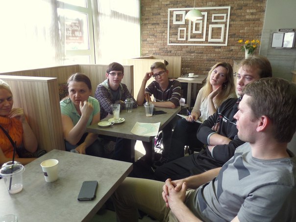 Встреча активистов в кафе