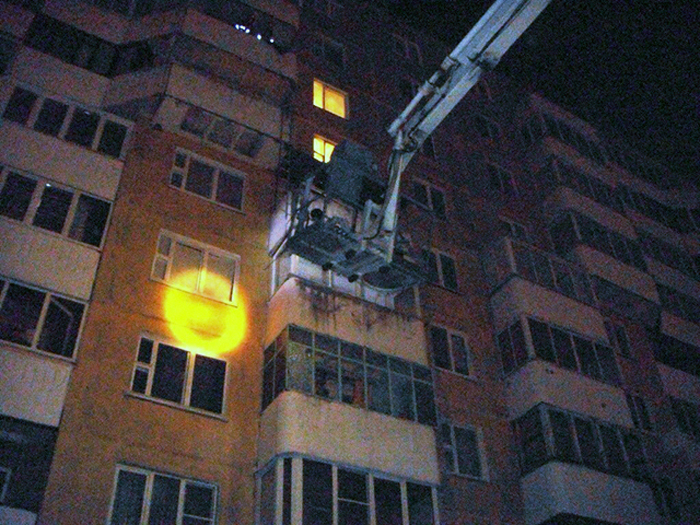 Спасение девушки с балкона