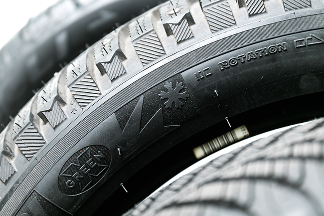 Какие шины можно ставить зимой, какие нельзя? Собрали самую важную информацию