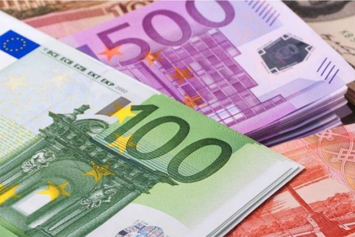 Иностранной валюте пбу 3 2006. Доллар и евро. Купить наличные евро в СПБ.