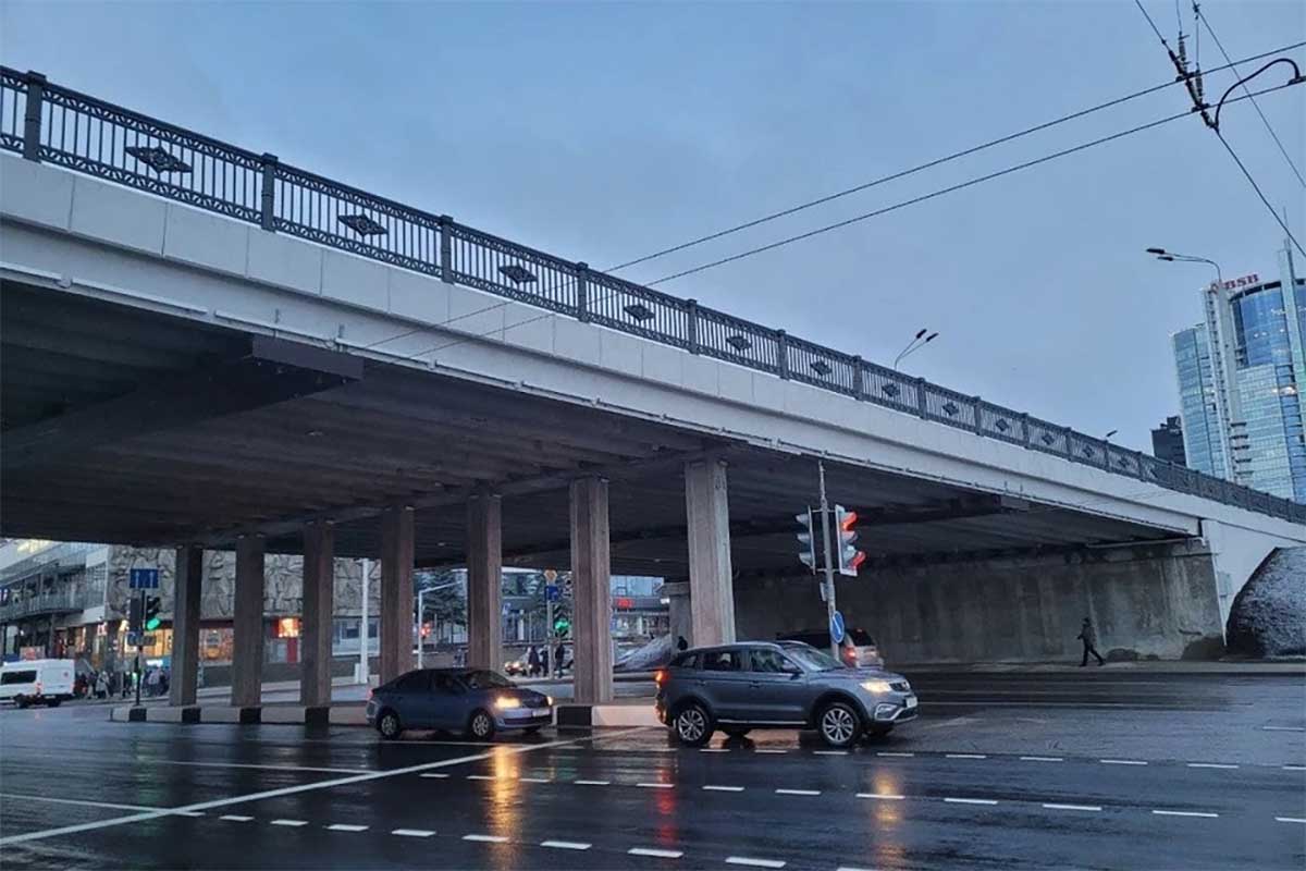 Стало известно, какие мосты в Минске скоро начнут реконструировать и .