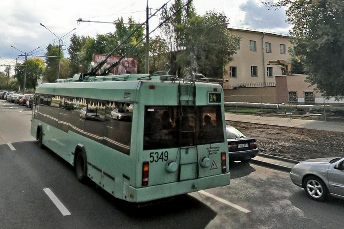 Длинные троллейбусы. Троллейбус Skoda 14tr Ташкент. Skoda 14tr. Ковровский троллейбус ЗИУ. • Skoda 14tr13/6.