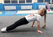 Детский центр по гимнастике и акробатике «Крепыш»